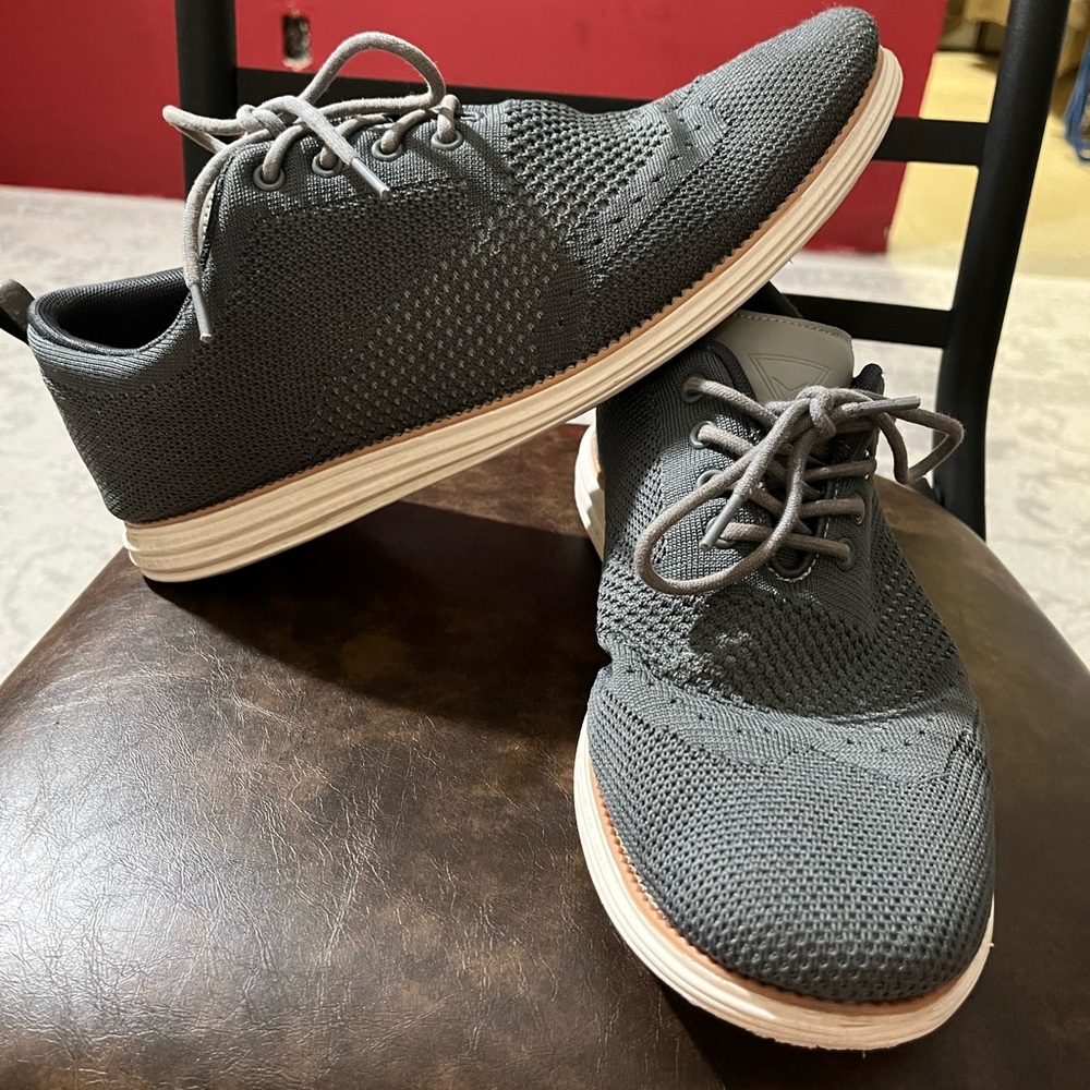 Gray Knit Men's Shoes